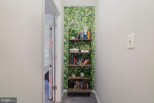 5804 SUMMERS GROVE RD, Alexandria, VA 22304