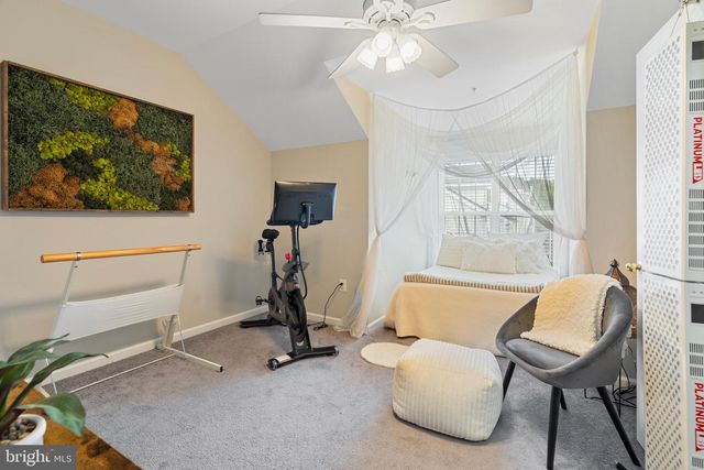 5804 SUMMERS GROVE RD, Alexandria, VA 22304