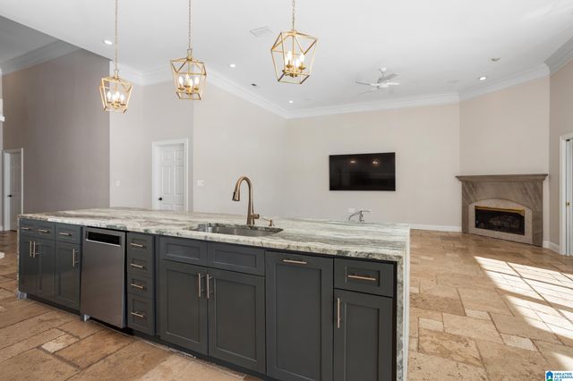 508 LINDY CIRCLE, Pell City, AL 35128