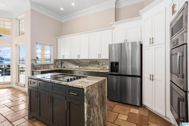 508 LINDY CIRCLE, Pell City, AL 35128