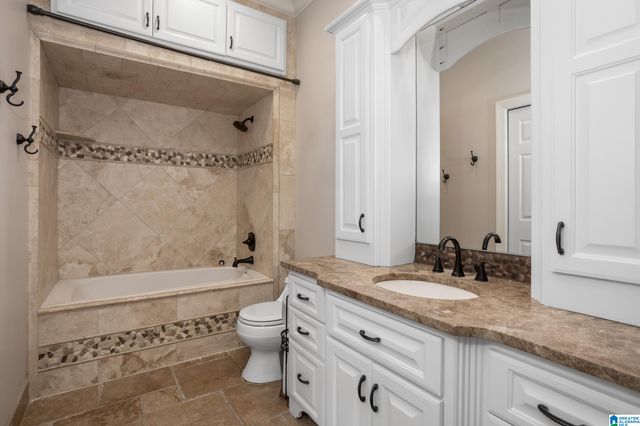 508 LINDY CIRCLE, Pell City, AL 35128