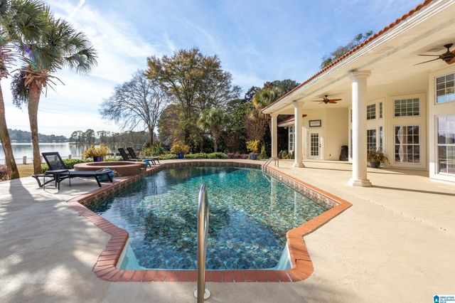 508 LINDY CIRCLE, Pell City, AL 35128