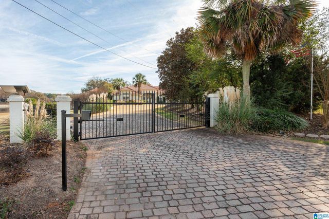 508 LINDY CIRCLE, Pell City, AL 35128