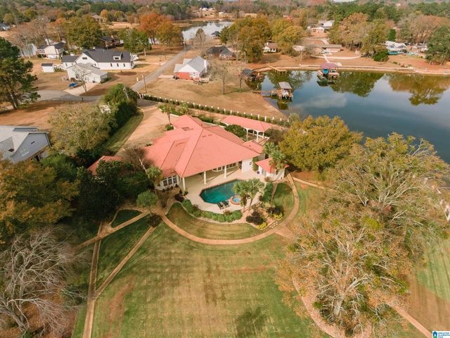 508 LINDY CIRCLE, Pell City, AL 35128