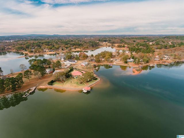 508 LINDY CIRCLE, Pell City, AL 35128