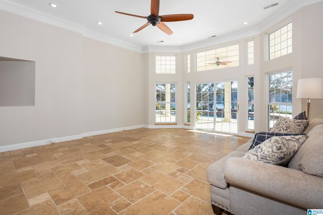 508 LINDY CIRCLE, Pell City, AL 35128