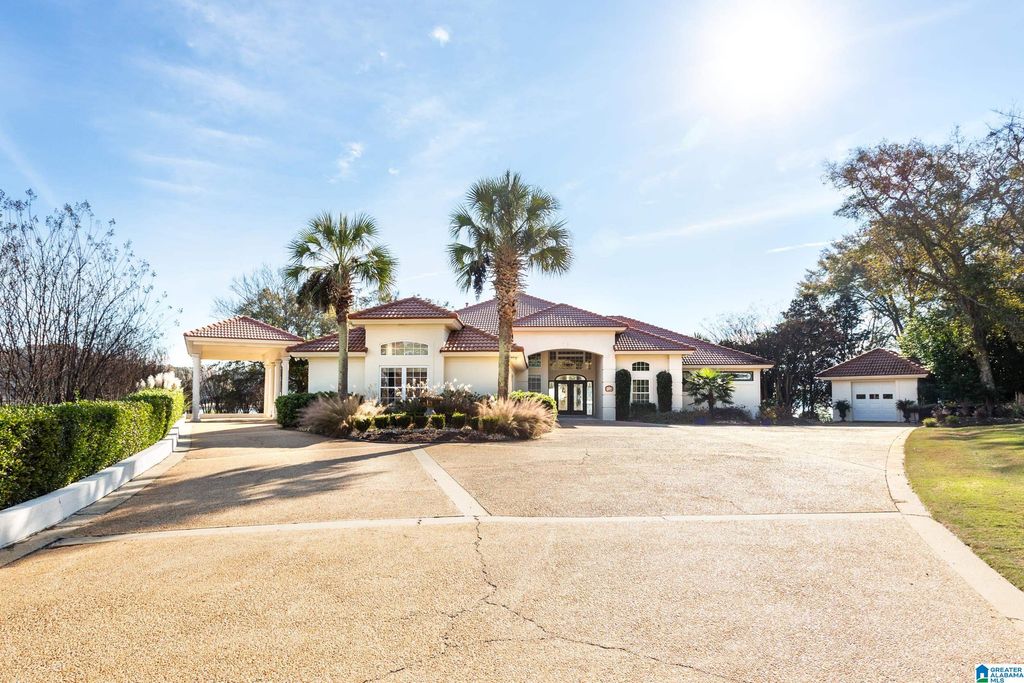 508 LINDY CIRCLE, Pell City, AL 35128