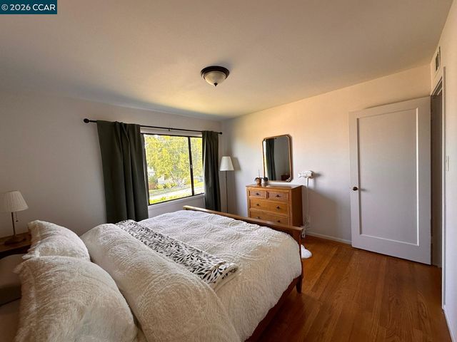 325 Landfair Ave, San Mateo, CA 94403