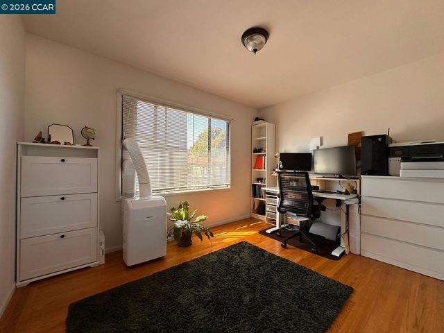 325 Landfair Ave, San Mateo, CA 94403