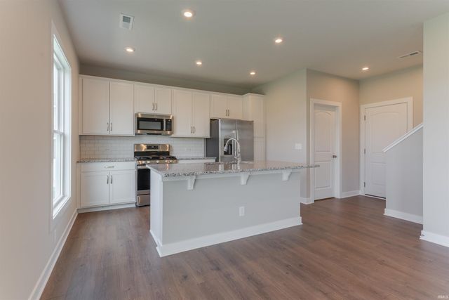 4788 Chelmsford Drive, Newburgh, IN 47630