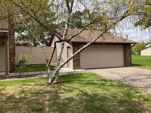 4711 Lund Point, Eagan, MN 55122