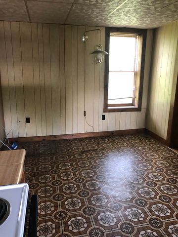 9 Troy Street, Richford, VT 05476