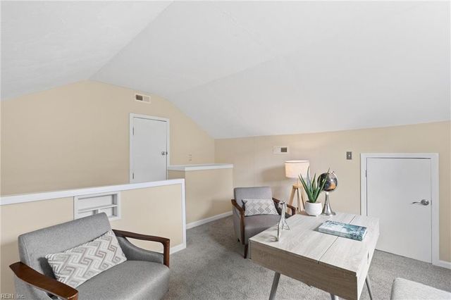 2708 Horseshoe DR, Chesapeake, VA 23322
