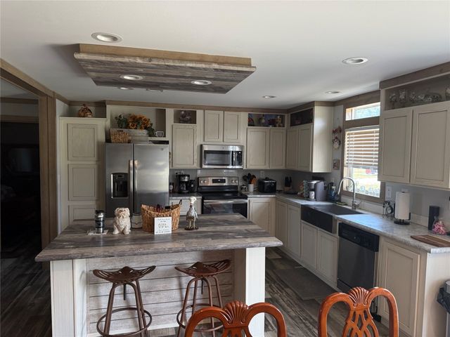 7354 Farm Road 412, Clarksville, TX 75426