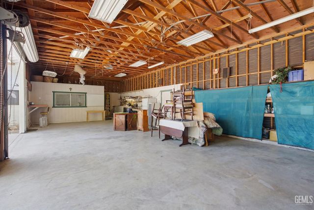 6513 Cranbrook Avenue, Bakersfield, CA 93308