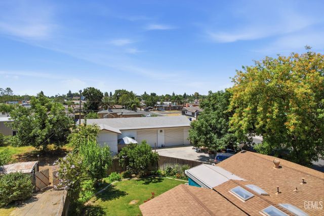 6513 Cranbrook Avenue, Bakersfield, CA 93308