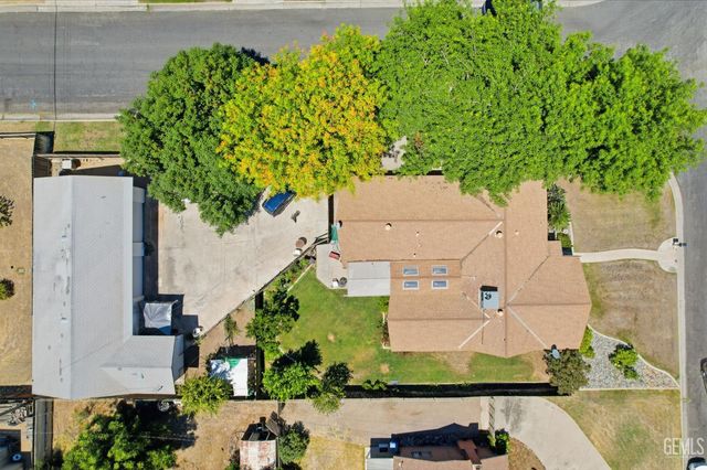 6513 Cranbrook Avenue, Bakersfield, CA 93308