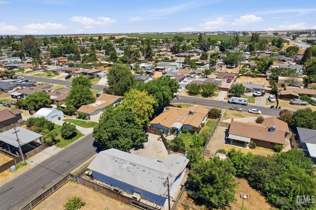 6513 Cranbrook Avenue, Bakersfield, CA 93308