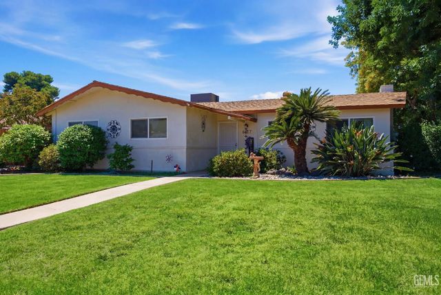 6513 Cranbrook Avenue, Bakersfield, CA 93308