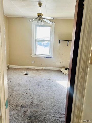 10719 Thorpe Avenue, St Louis, MO 63114