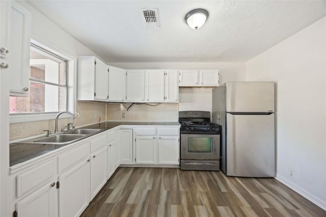 3304 Bluefield Drive, Pasadena, TX 77503