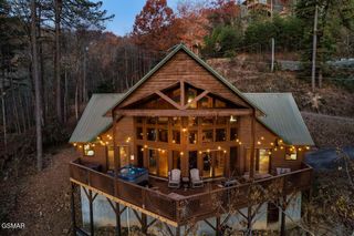 2732 Pine Crest Lane, Sevierville, TN 37862