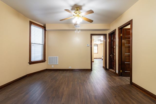 2938 N Dawson Avenue 1, Chicago, IL 60618