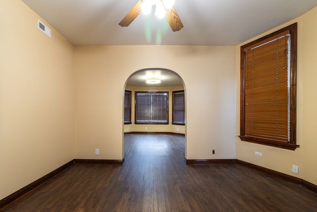 2938 N Dawson Avenue 1, Chicago, IL 60618