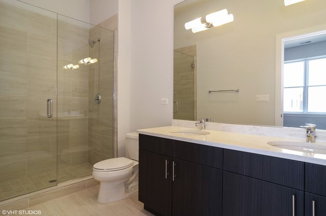 1507 W Carmen Avenue 2E, Chicago, IL 60640