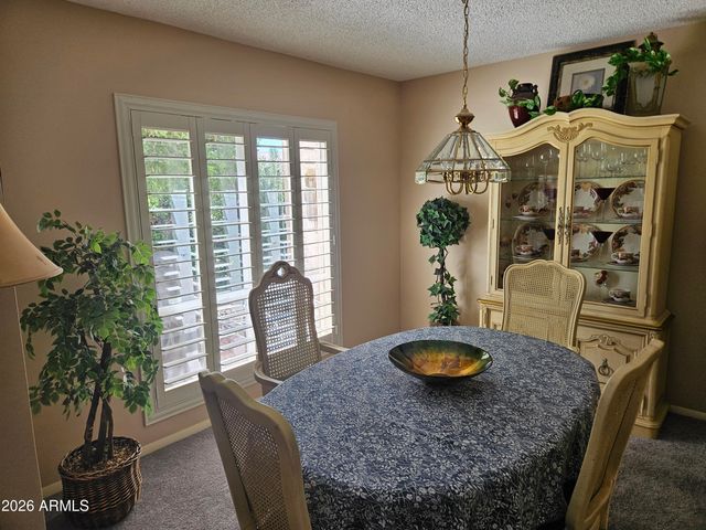 6851 E GOLDEN HILLS Way, Mesa, AZ 85208