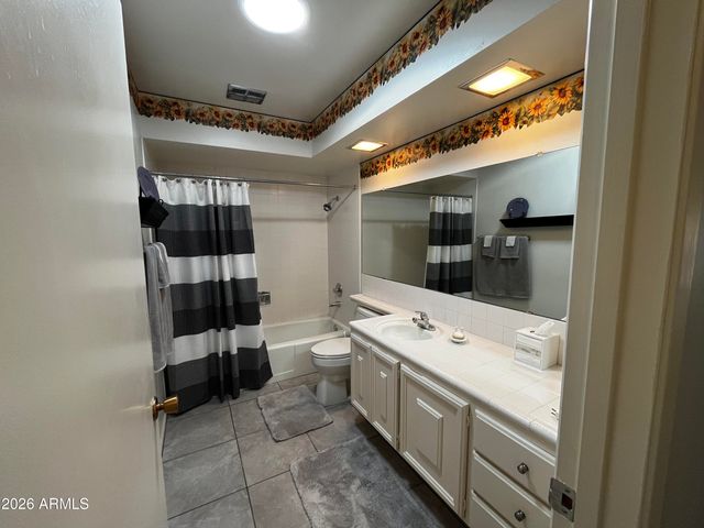 6851 E GOLDEN HILLS Way, Mesa, AZ 85208