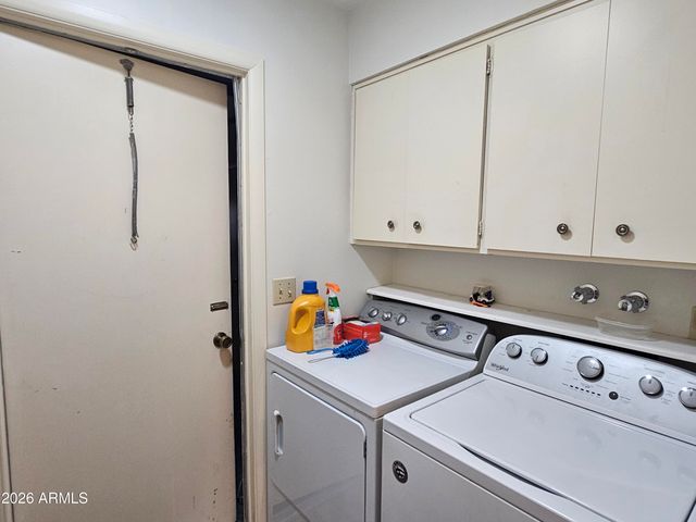 6851 E GOLDEN HILLS Way, Mesa, AZ 85208