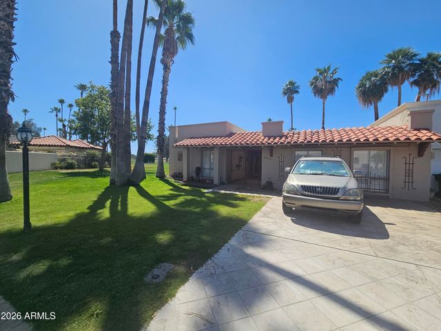 6851 E GOLDEN HILLS Way, Mesa, AZ 85208