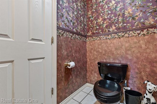 510 Boulder Lake Drive, Oxford, MI 48371