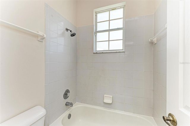 21616 67TH AVENUE E, Bradenton, FL 34211