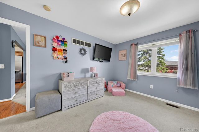 31924 Joseph Anthony Court, Warren, MI 48093