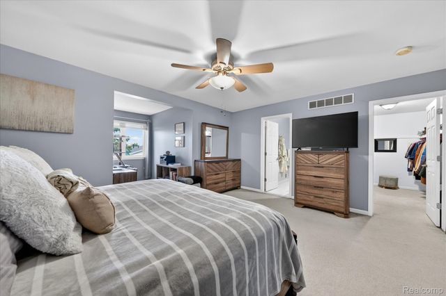 31924 Joseph Anthony Court, Warren, MI 48093