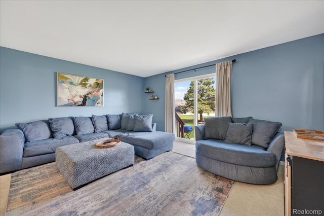 31924 Joseph Anthony Court, Warren, MI 48093