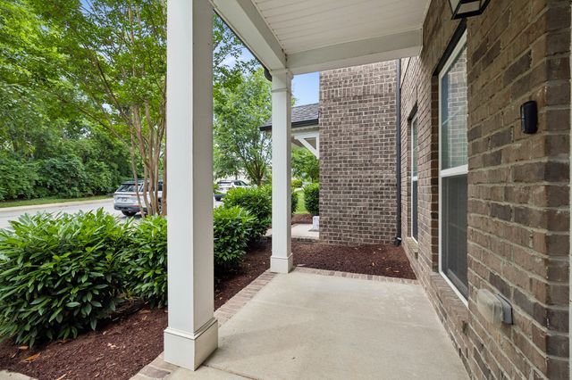 340C Lakeside Park Dr, Hendersonville, TN 37075