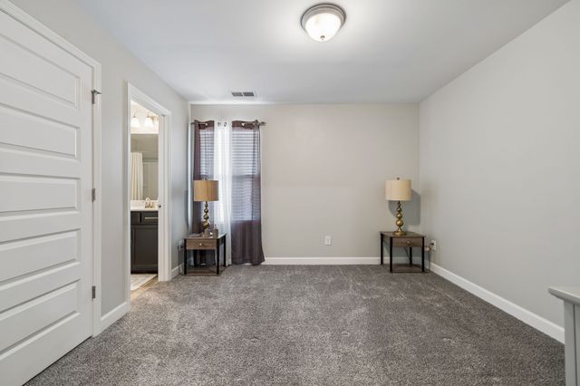 340C Lakeside Park Dr, Hendersonville, TN 37075