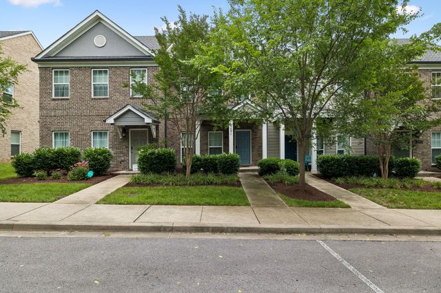340C Lakeside Park Dr, Hendersonville, TN 37075