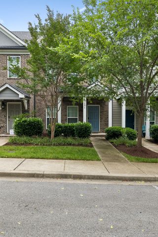 340C Lakeside Park Dr, Hendersonville, TN 37075