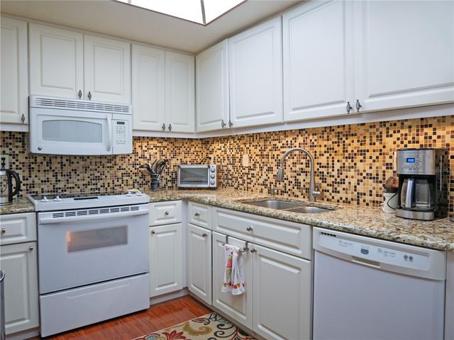 100 PIERCE STREET 1301, Clearwater, FL 33756