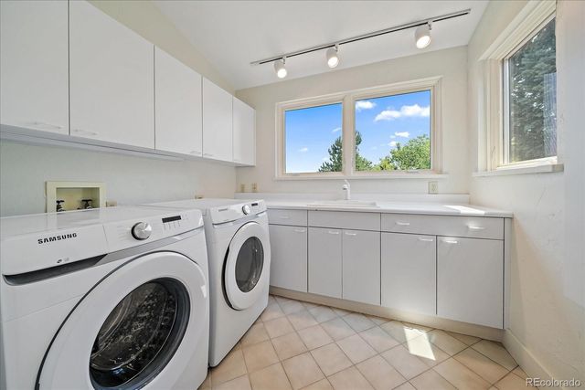11651 W 40th Circle, Wheat Ridge, CO 80033