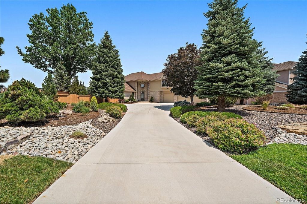 11651 W 40th Circle, Wheat Ridge, CO 80033