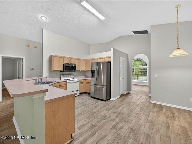 12437 HARBOR WINDS Drive N, Jacksonville, FL 32225