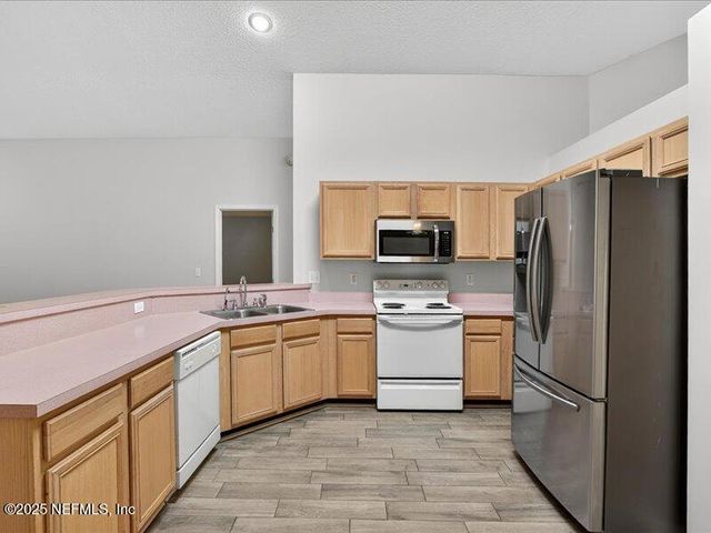 12437 HARBOR WINDS Drive N, Jacksonville, FL 32225