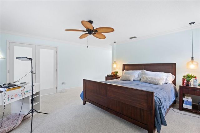 110 Prestwick Circle, Vero Beach, FL 32967