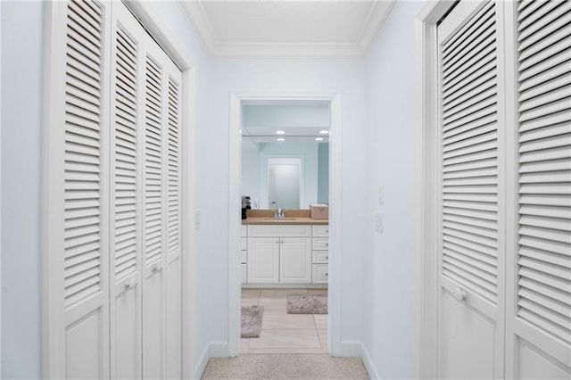 110 Prestwick Circle, Vero Beach, FL 32967