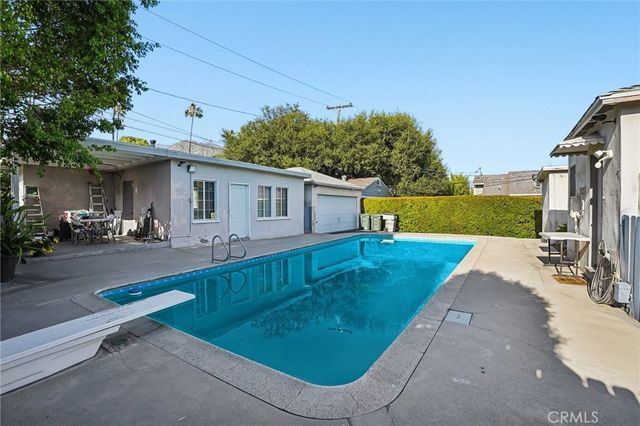 2209 Queensberry, Pasadena, CA 91104